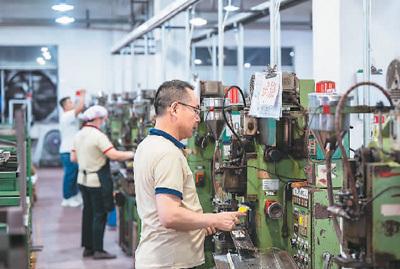 前7月外商投資增長(zhǎng)與國(guó)內(nèi)旅游服務(wù)升溫，展現(xiàn)中國(guó)市場(chǎng)強(qiáng)勁活力